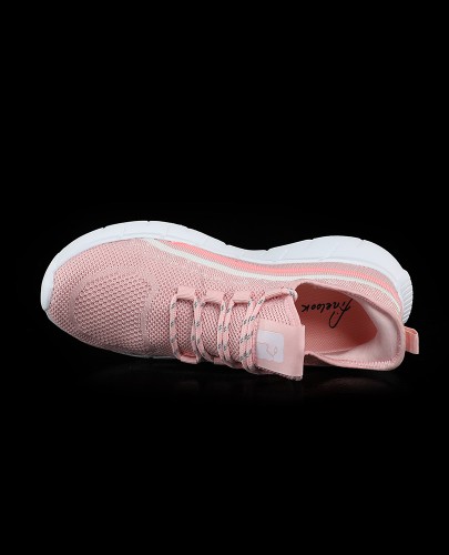 Women's Sports Shoe